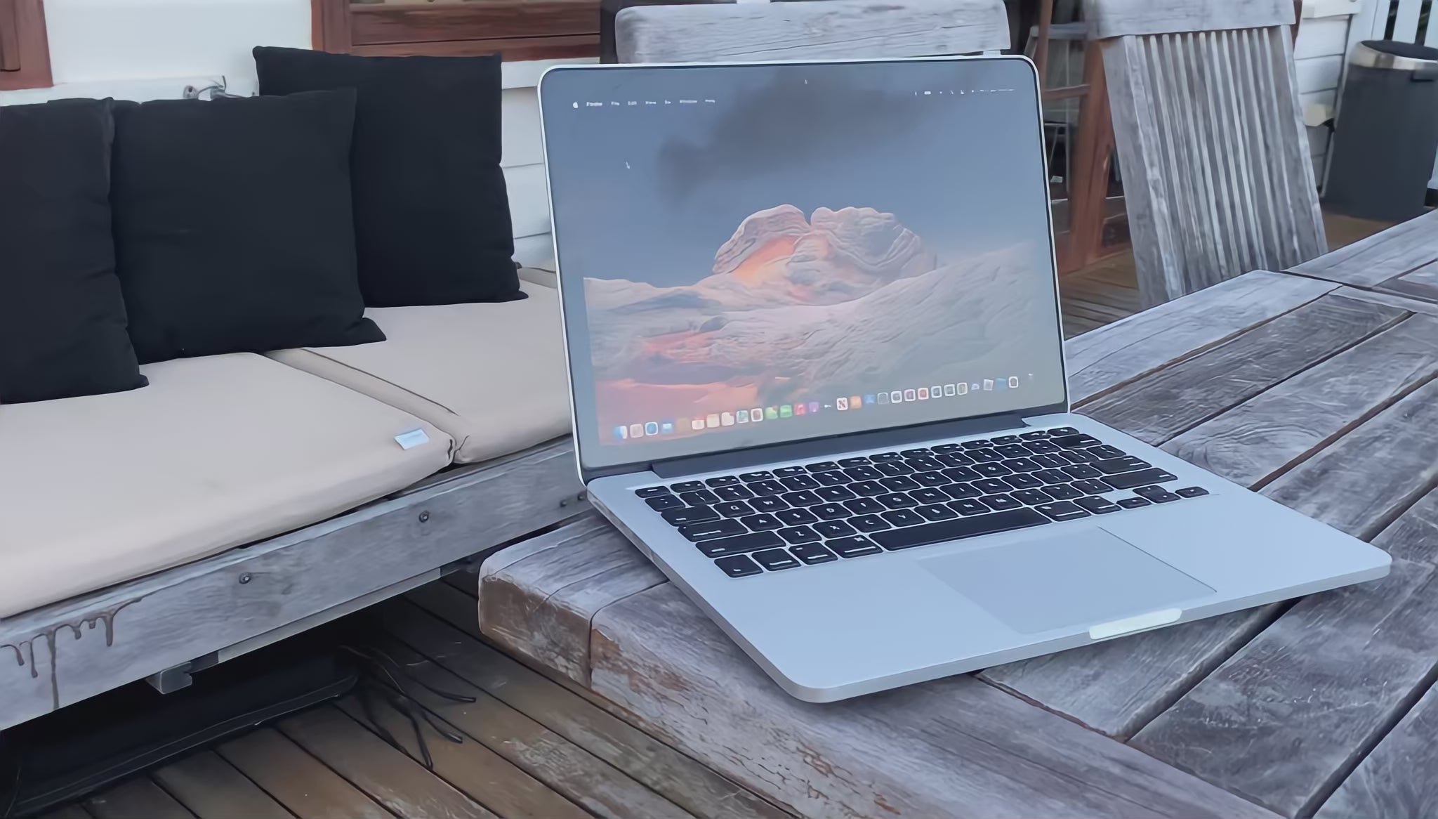 MacBook Pro 15-inch A1398 Core i7-4870HQ (2015)