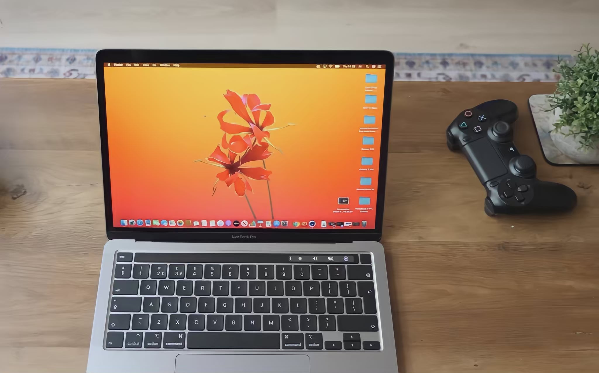 Macbook Pro 13-inch A2251 Core i7 2.3Ghz (2020) – TIO